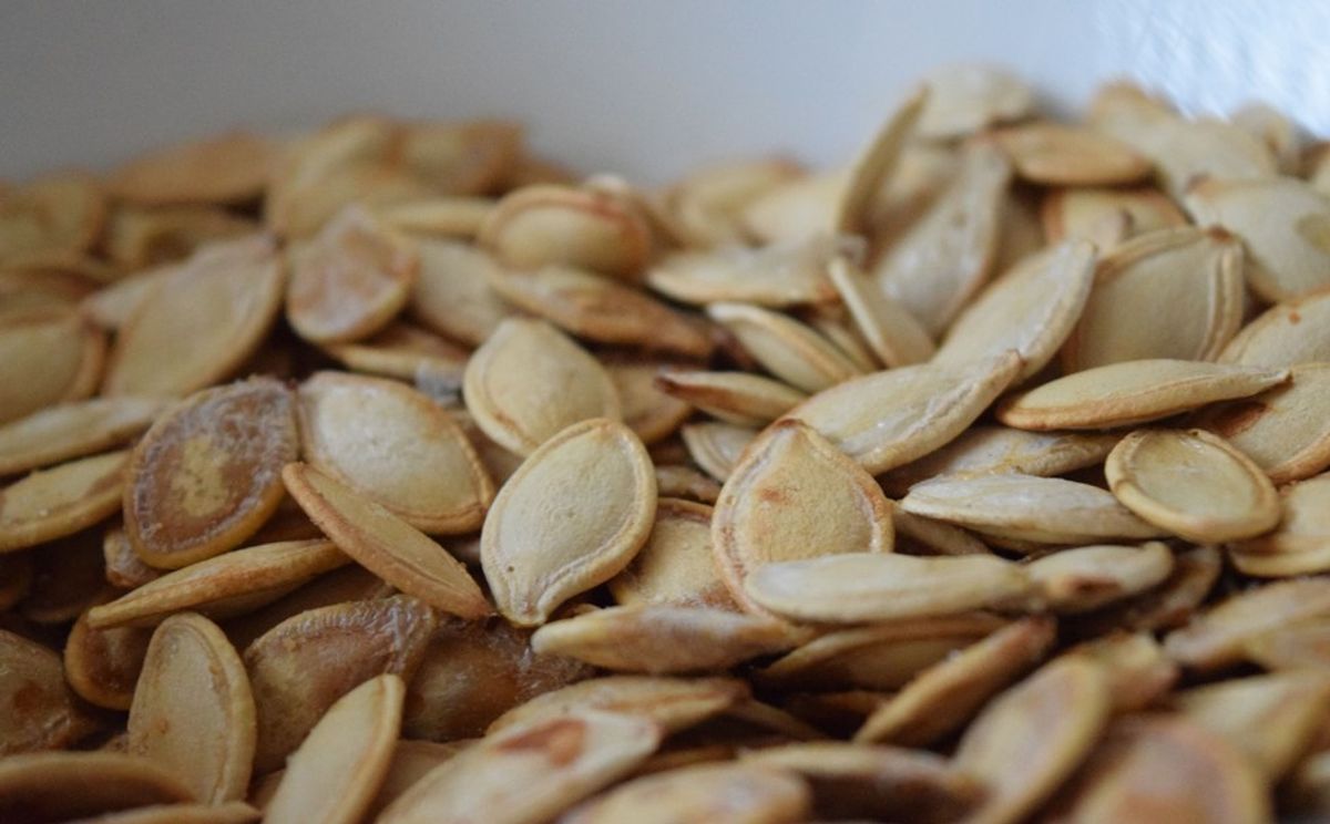 A Quick Pumpkin Seed Tutorial To Get You In The Fall Spirit