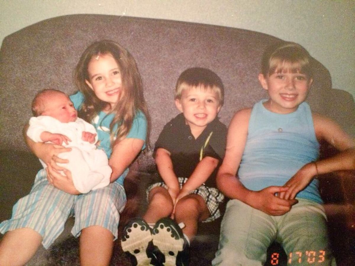 7 Things You Knew To Be True If You Grew Up With Siblings