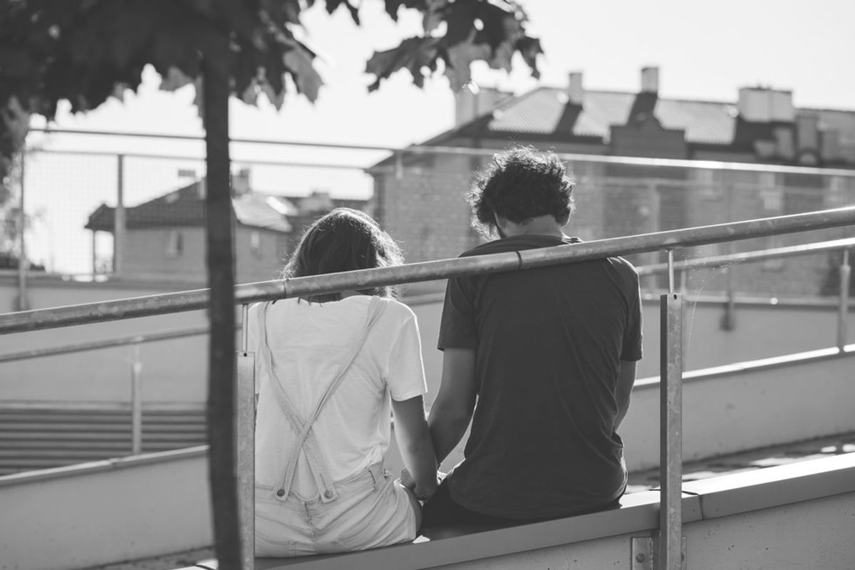 19 Thoughts Every Person In A Long Distance Relationship Has Had