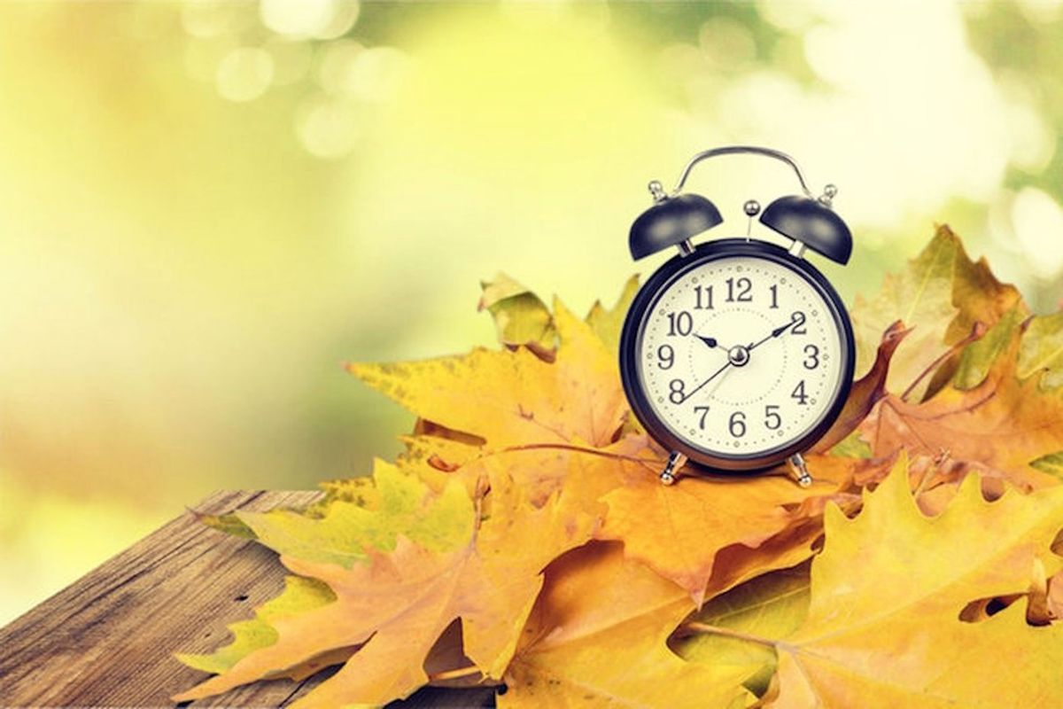5 Reasons We All Love To Hate The End Of Daylight Savings