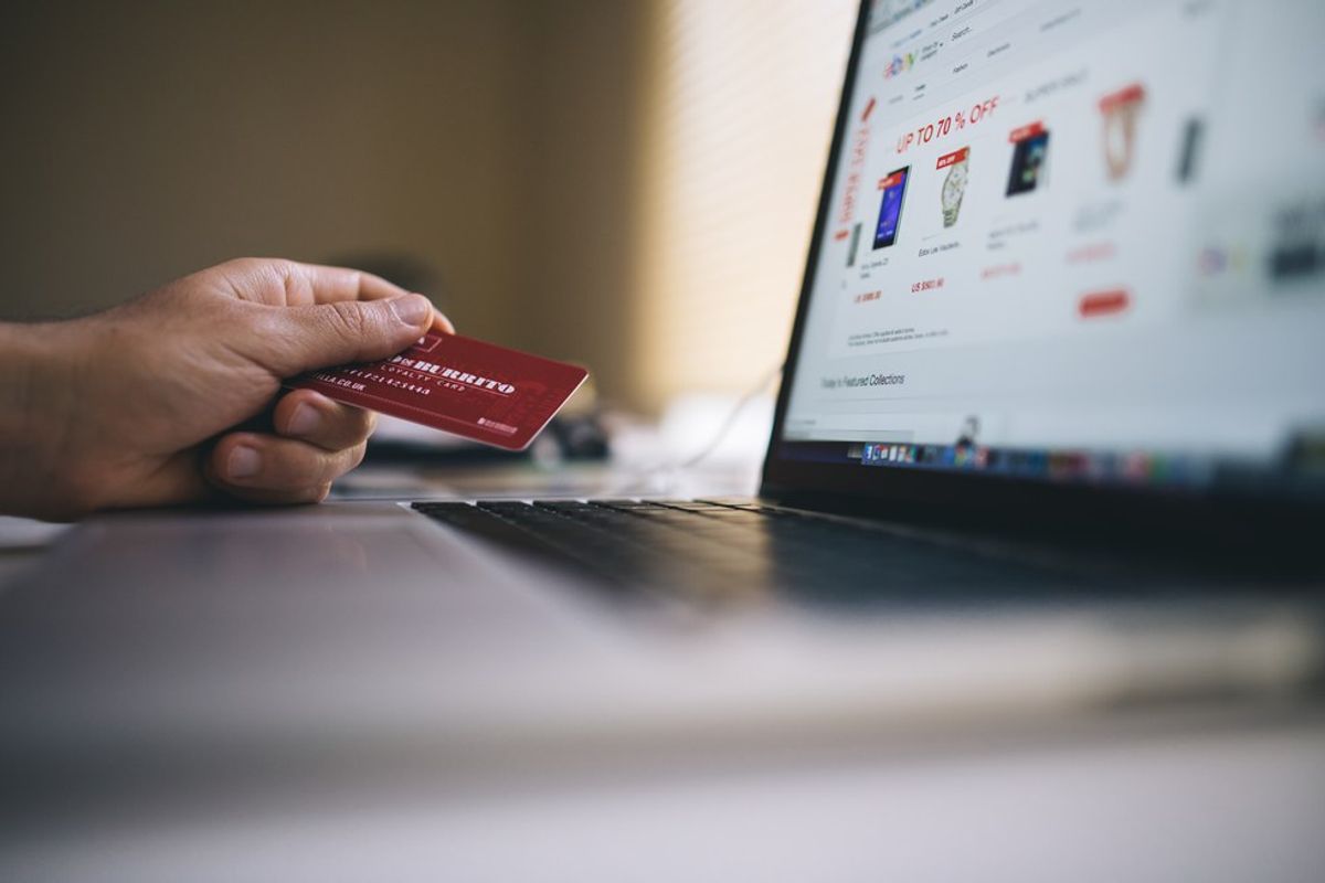 The 6 Stages Of Online Shopping While Broke
