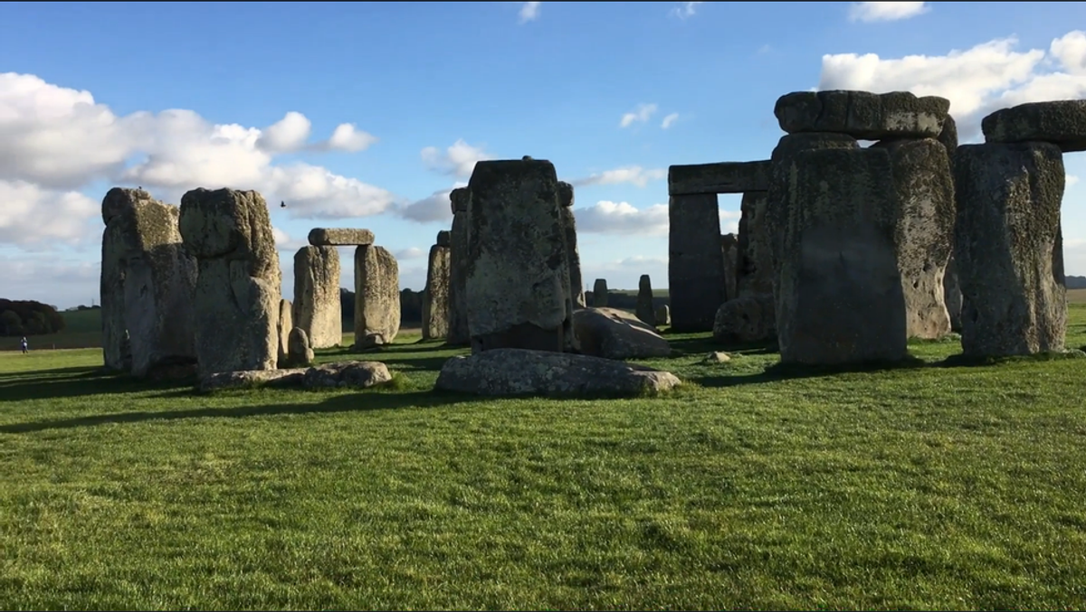 Day Trip To Avebury, Stonehenge And Bonfire Night