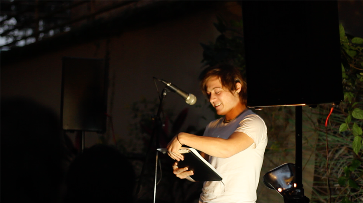 USF Thread Hosts Annual "Reading Is Sexy" Event