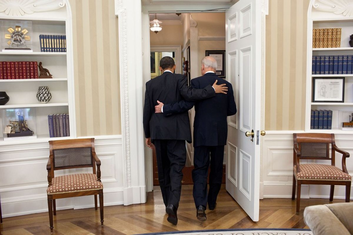 10 Reasons Obama and Biden are Friendship Goals