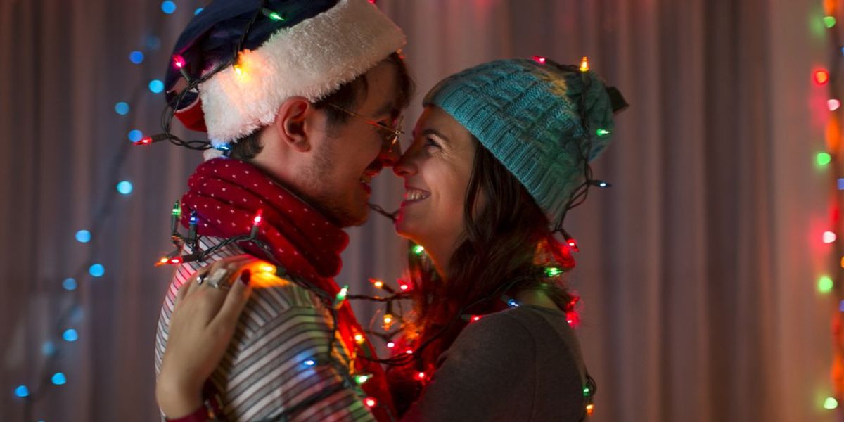 7 Fun Date Ideas For This Holiday Season