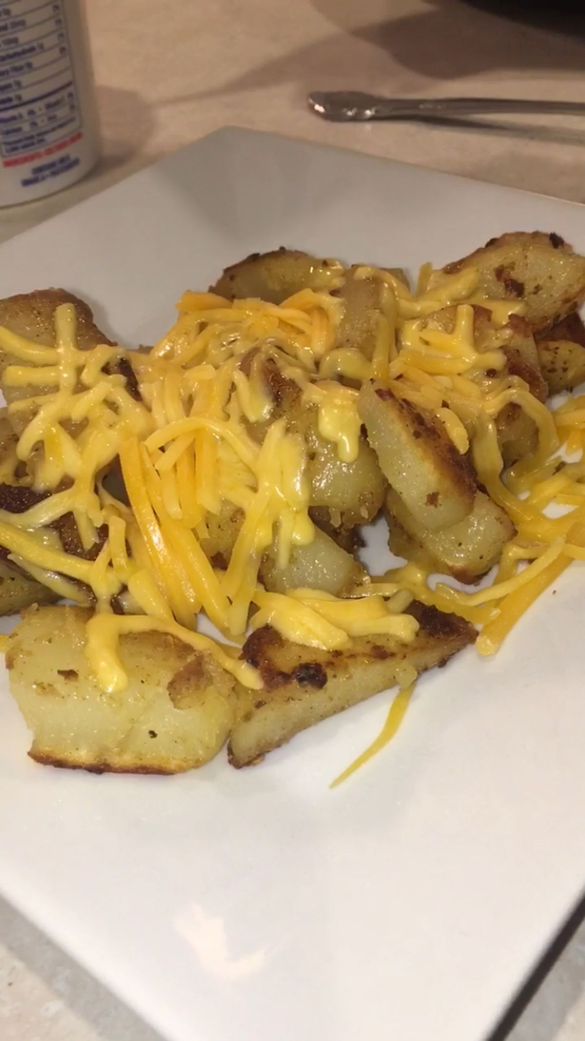 College Cooking with Chloe: Easy Cheesy Potates