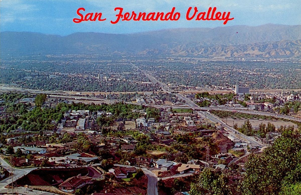 How San Fernando Valley Natives Celebrate The Holidays
