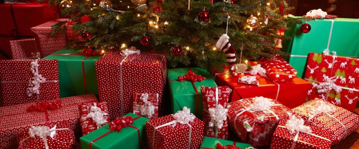 12 Ways To Save Money On Christmas Shopping