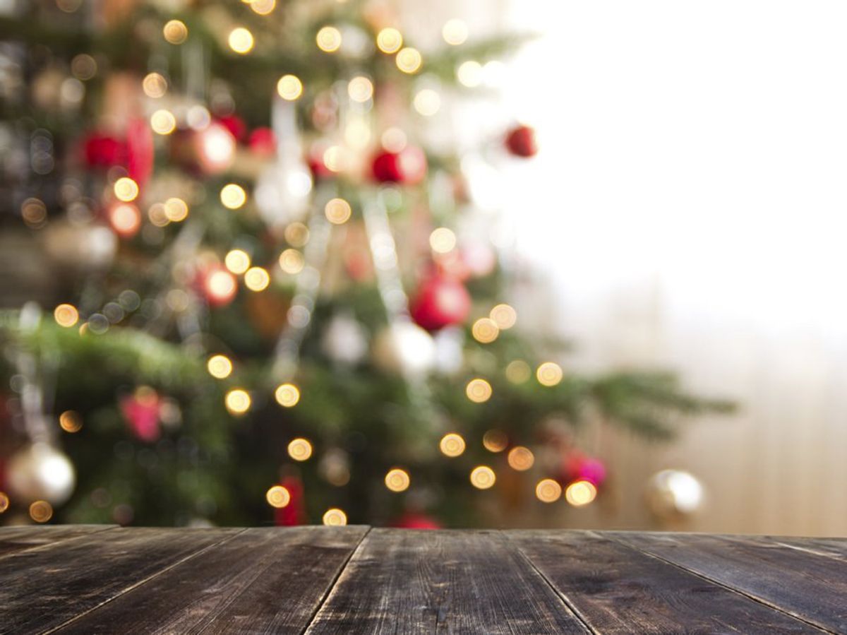 7 Ways To Give Back This Holiday Season