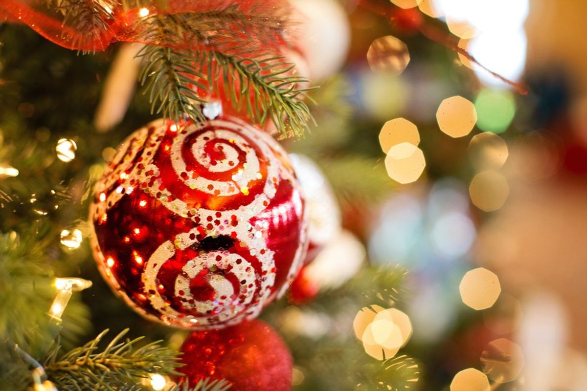 Seven Small Things You Can Do To Get in the Holiday Spirit