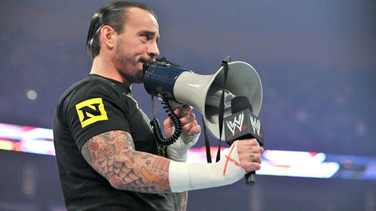 Iconoclasm in Full Force: 5 GIFS of CM Punk to Show How Much You Hate Your Job!