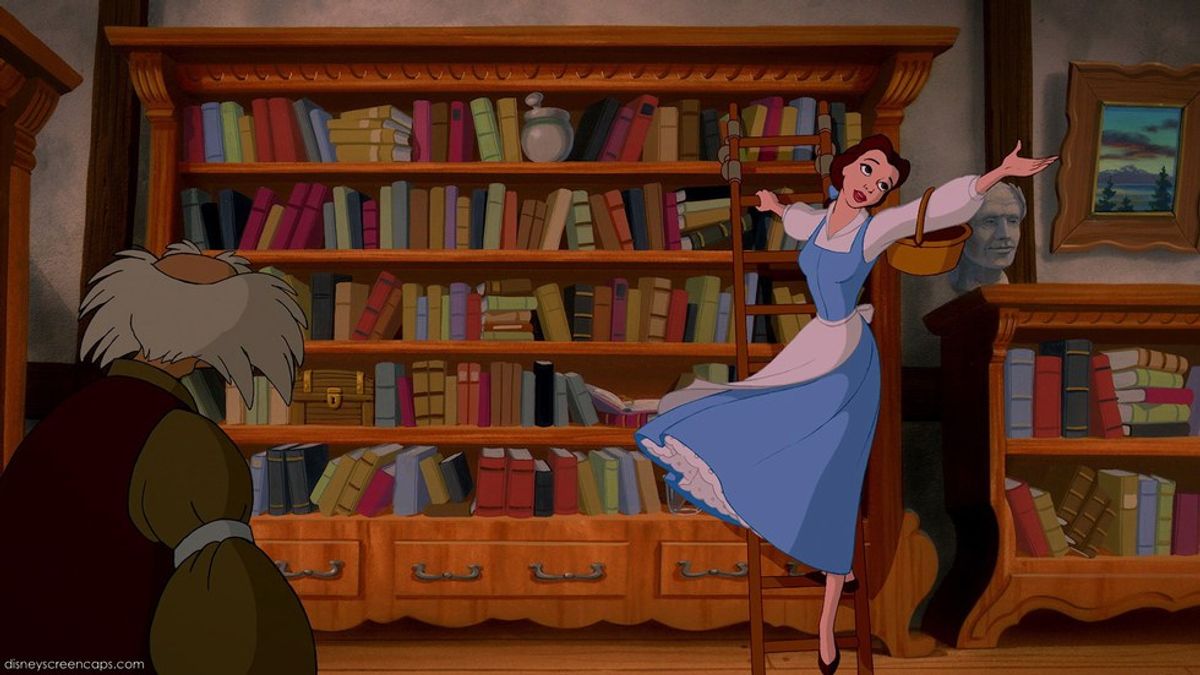 12 Problems All Bookaholics Face