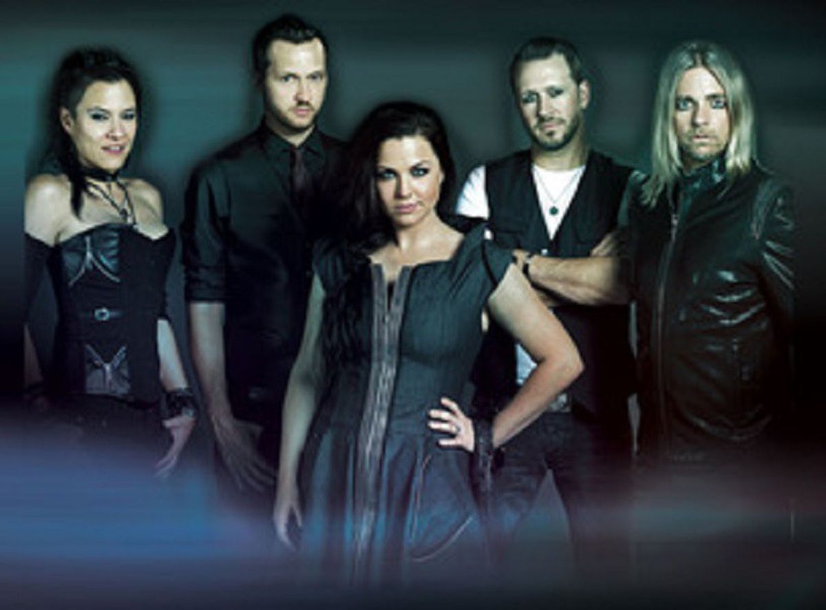 Concert Review: Evanescence At The Wellmont Theater