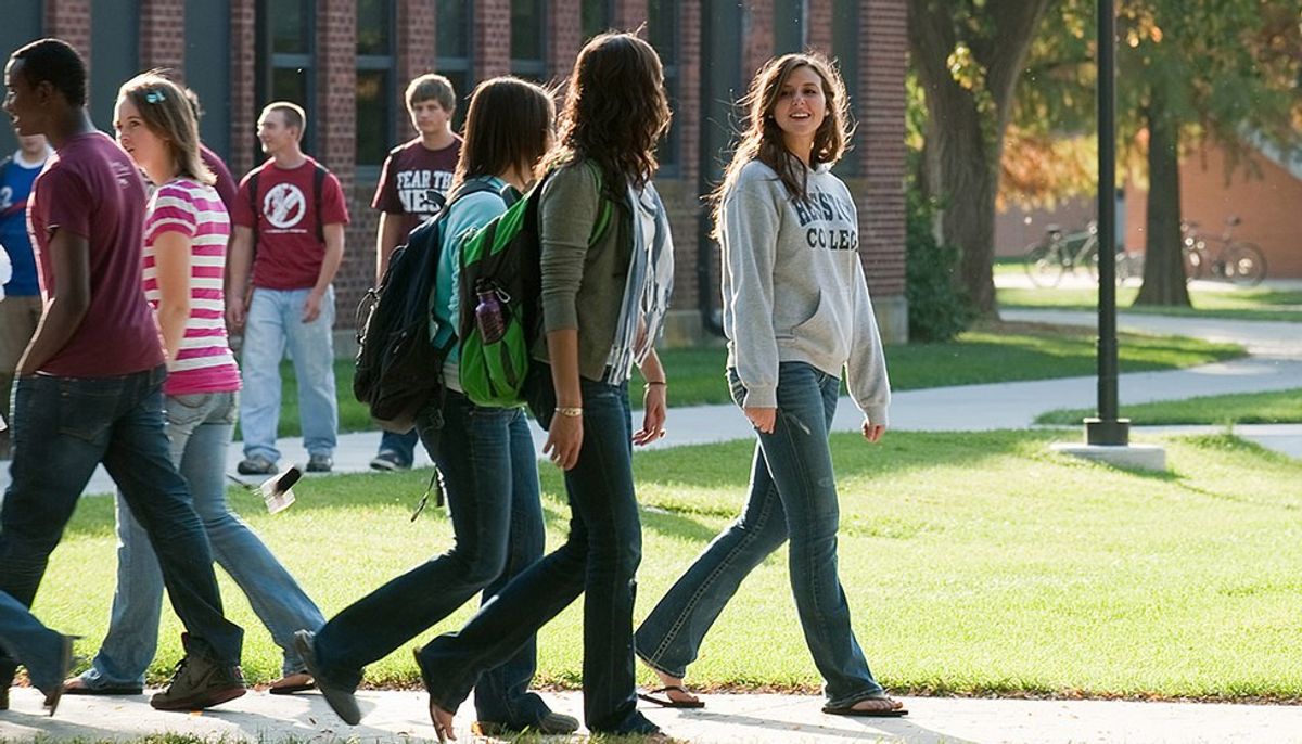 10 Tips To Help You Hit The Ground Running In College