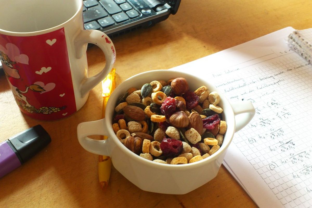 8 Of The Best Study Snacks For Finals