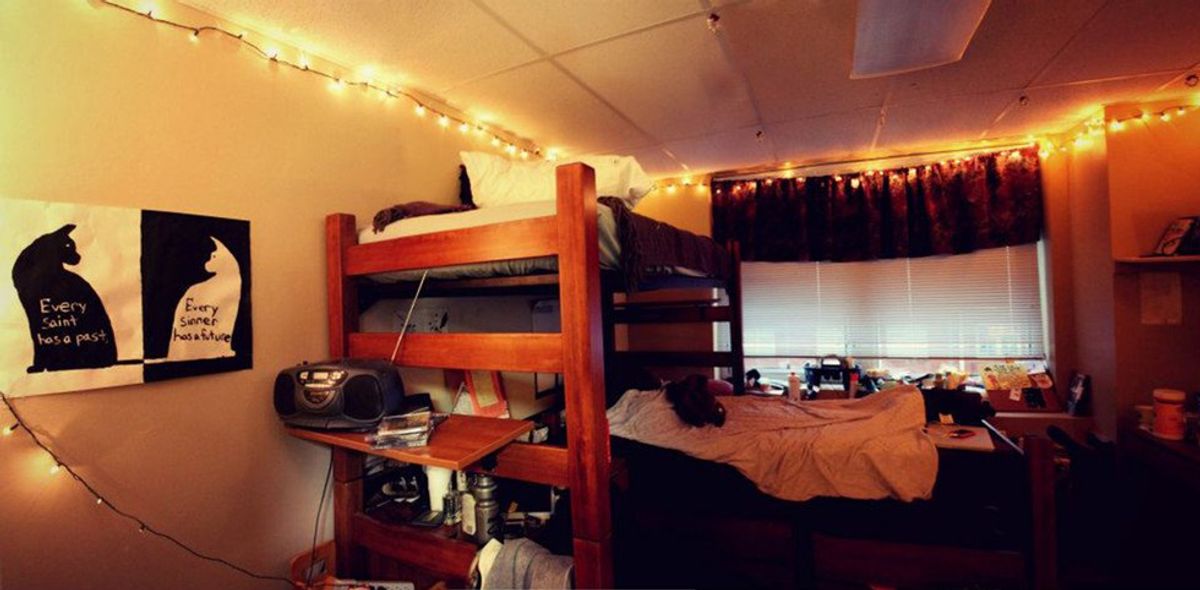 5 Ways To Make Your Dorm Feel More Like Home