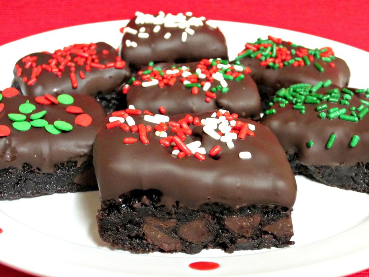 3 Ingredient Desserts To Make For Holiday Parties