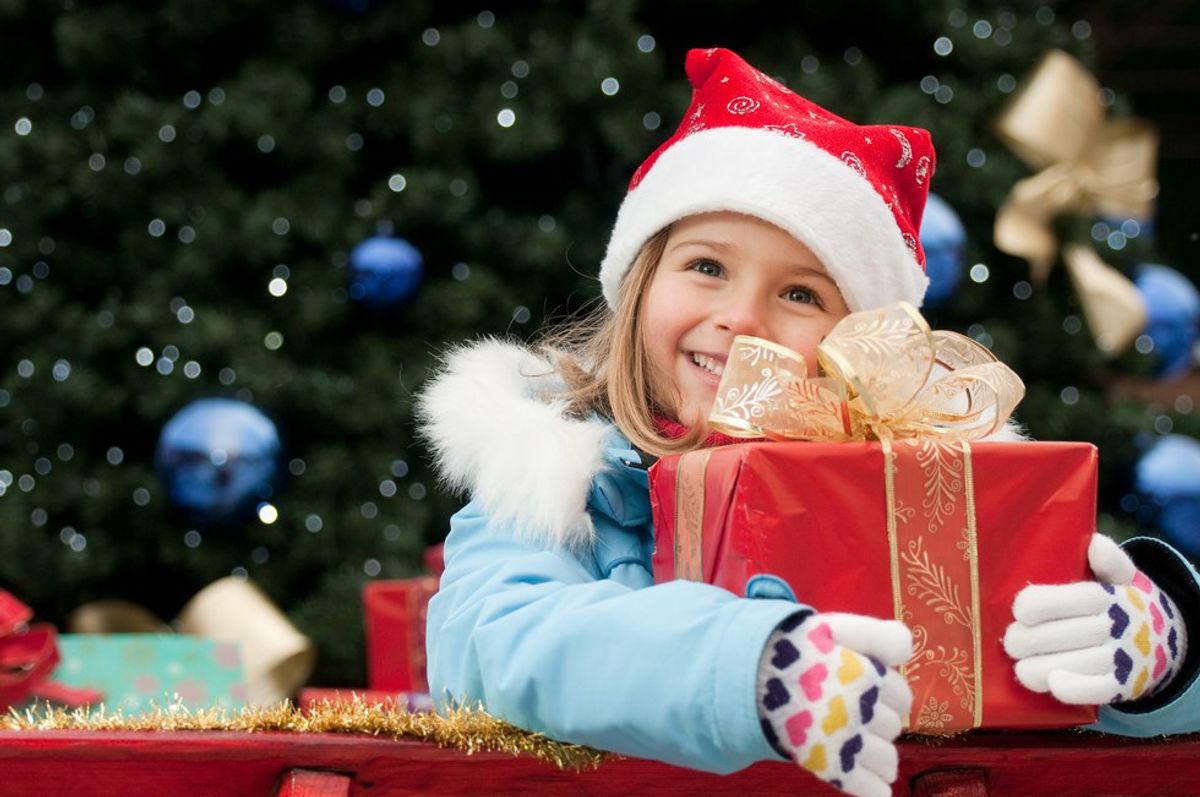 Why You Should Act Like A Kid During The Holidays Even As An Adult