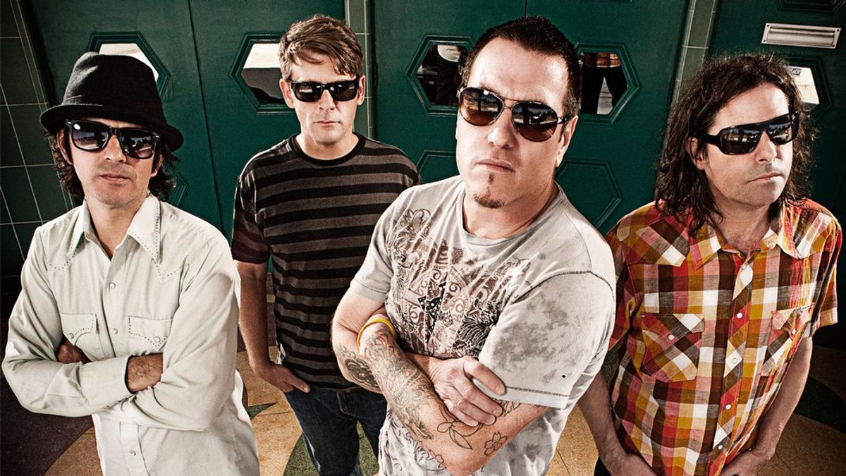 We Listened To Smash Mouth's Christmas Album So You Don't Have To
