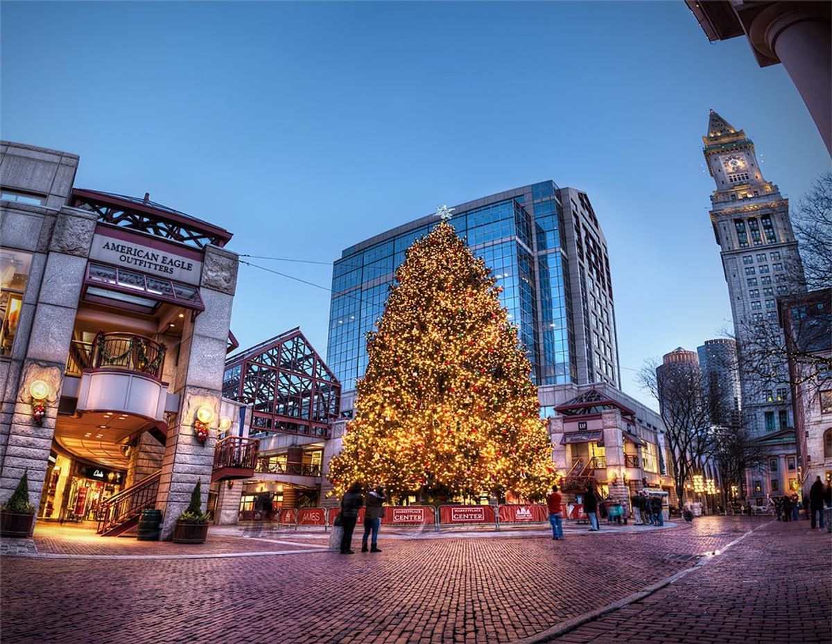Why The Holiday Season Is The Best In The City