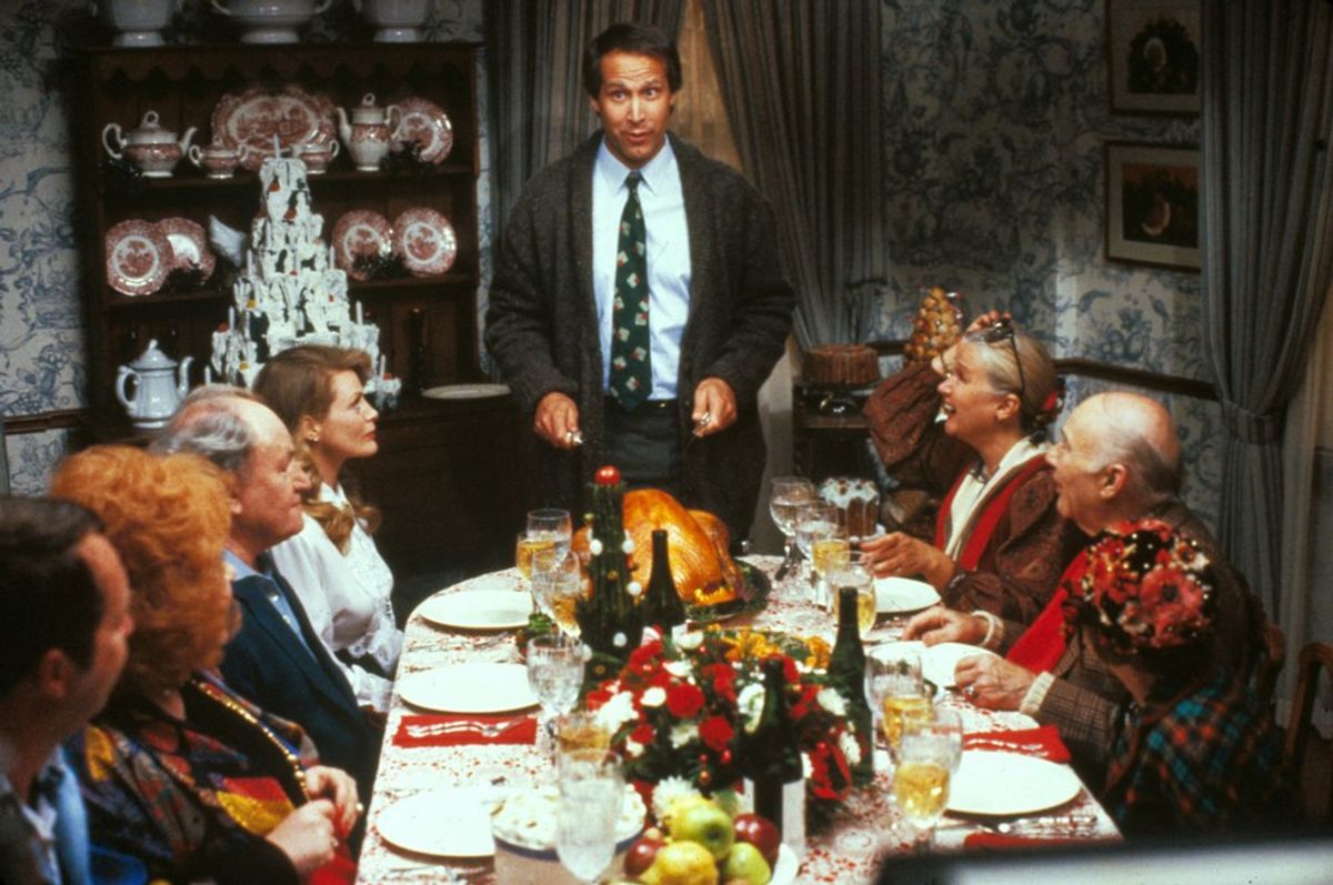 Single for the Holidays: How to Get Through the Nosy Family Dinner