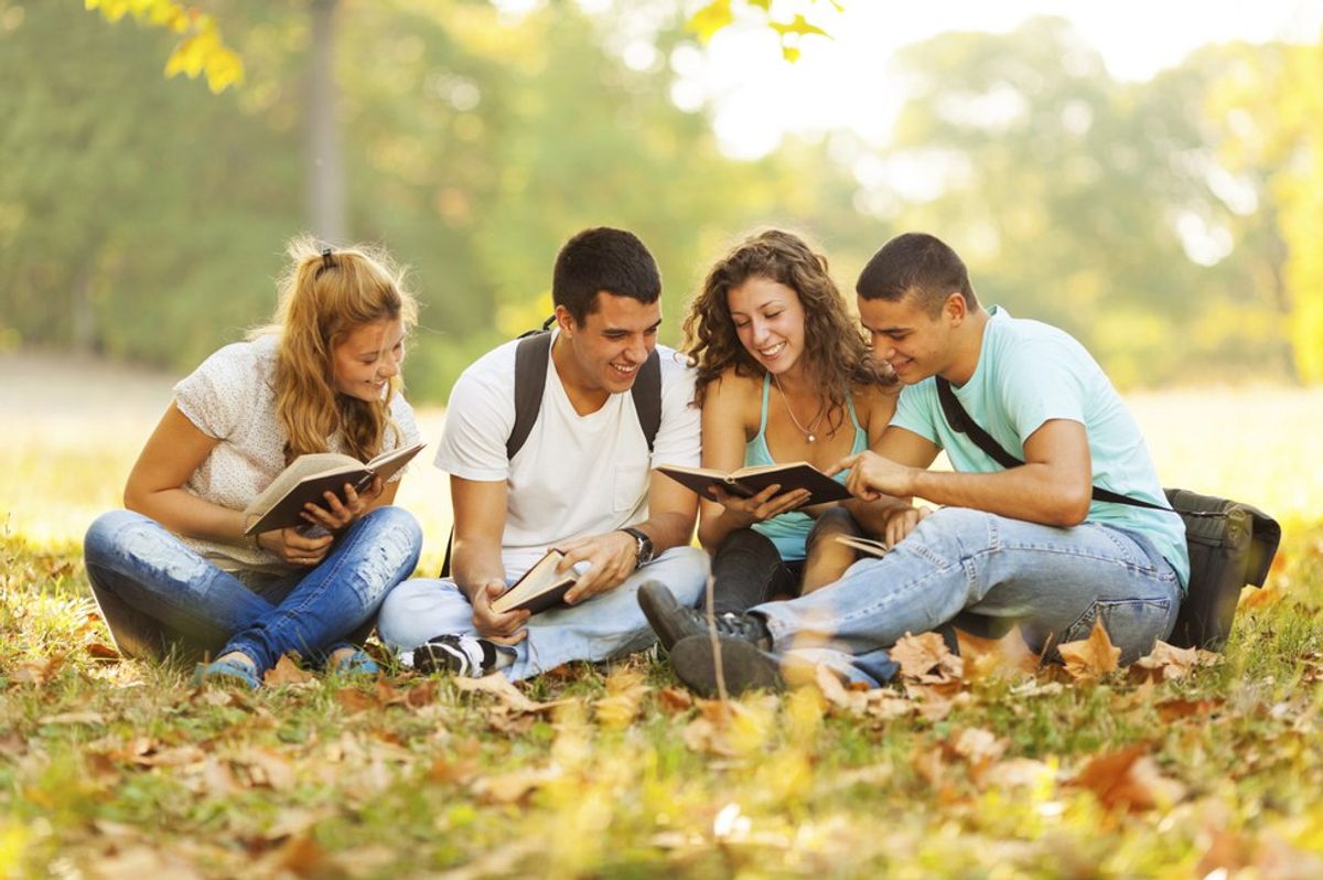 The Five People You Will Meet Your First Semester Of College