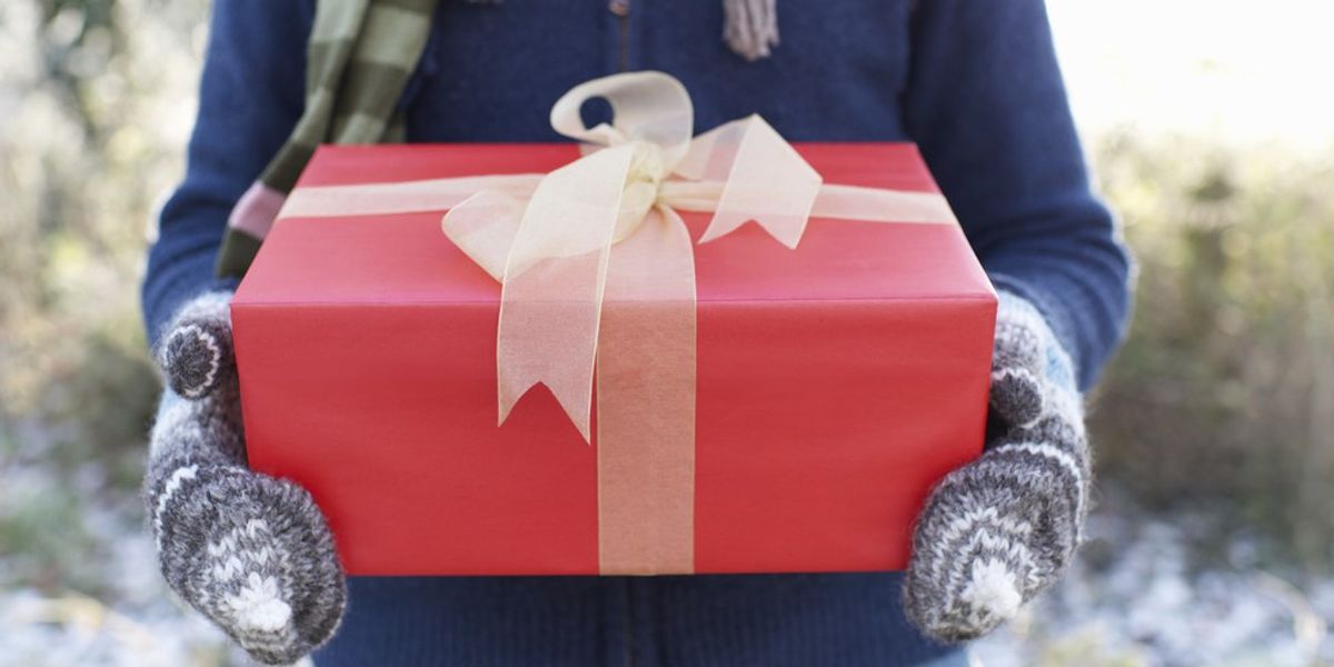10 Last Minute Gifts For That One Person You Forgot About