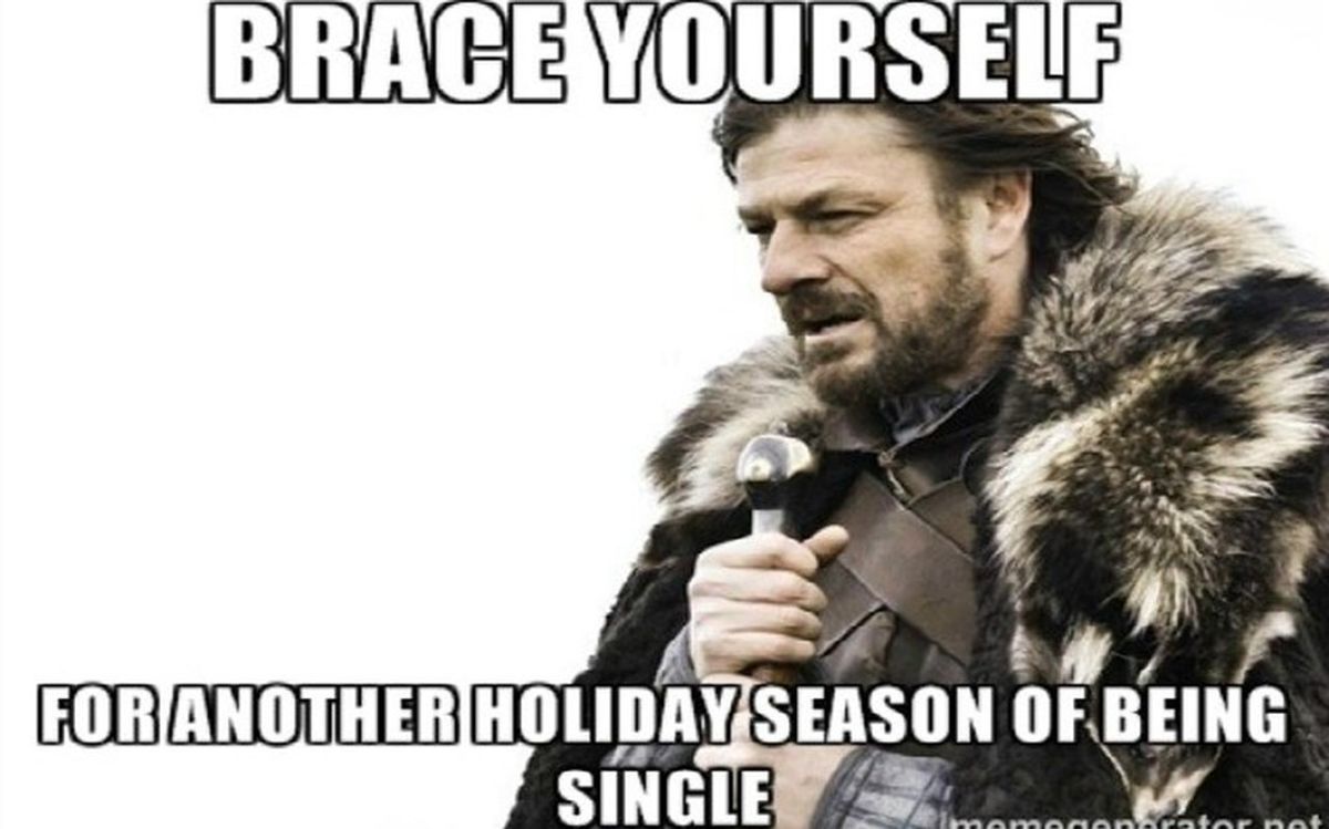 The Pros And Cons Of Being Single During The Holiday Season