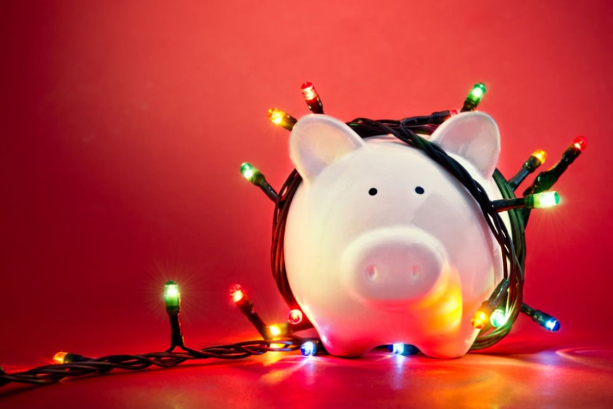 How Much You Should Spend On Christmas