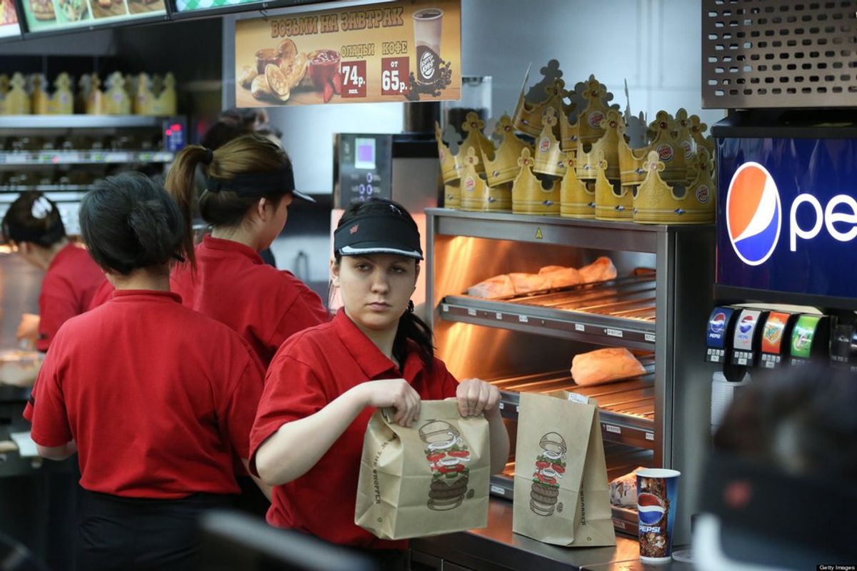 8 Truths Fast Food Workers Know Too Well