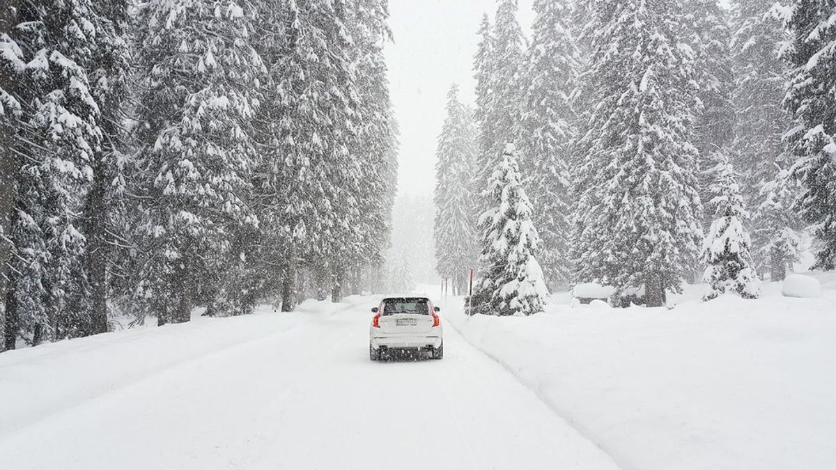 Easy Tips To Drive Safely In Winter Weather