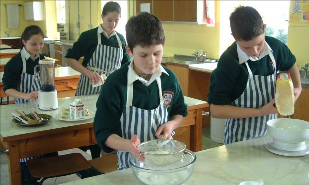 Why Home-Ec Should Be A Requirement In More Public Schools