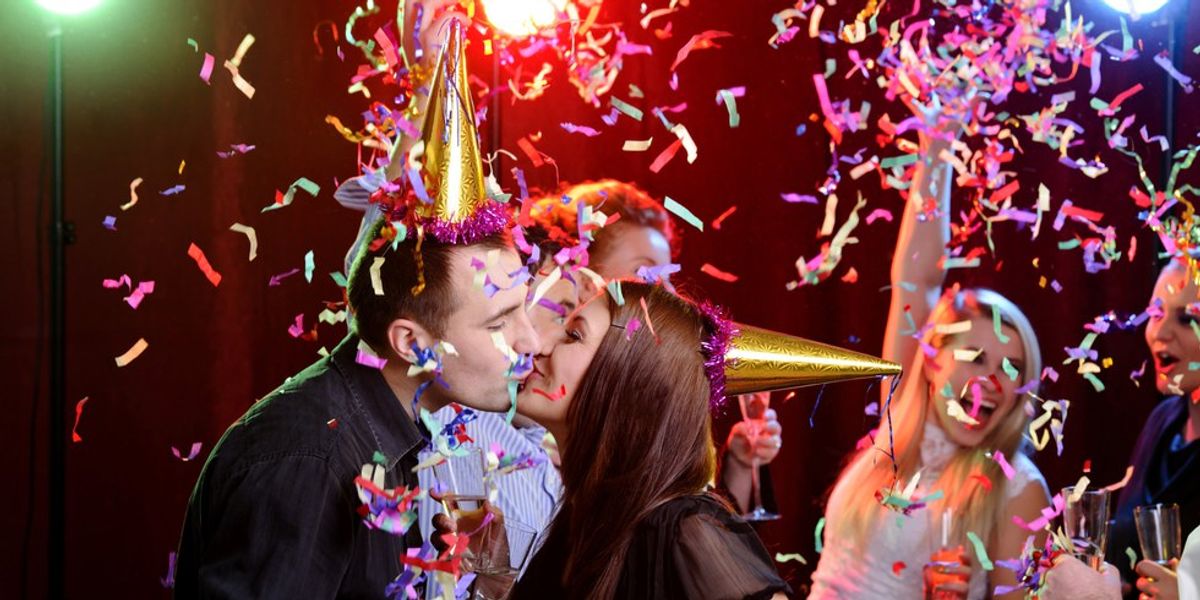 13 Creative Ways To Score A New Year's Kiss