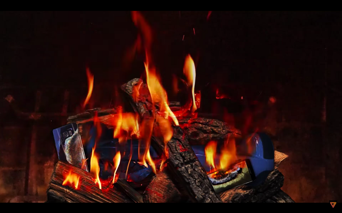 Here’s a Yule Log Fueled by This Year’s Exploding Gadgets