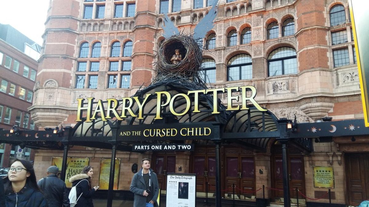 How A Potterhead Feels When She Gets to See Harry Potter And The Cursed Child