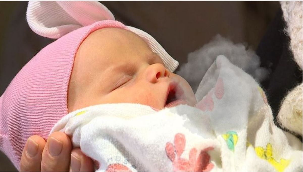 Pretty Cool: 2017's First Baby Is Already Vaping