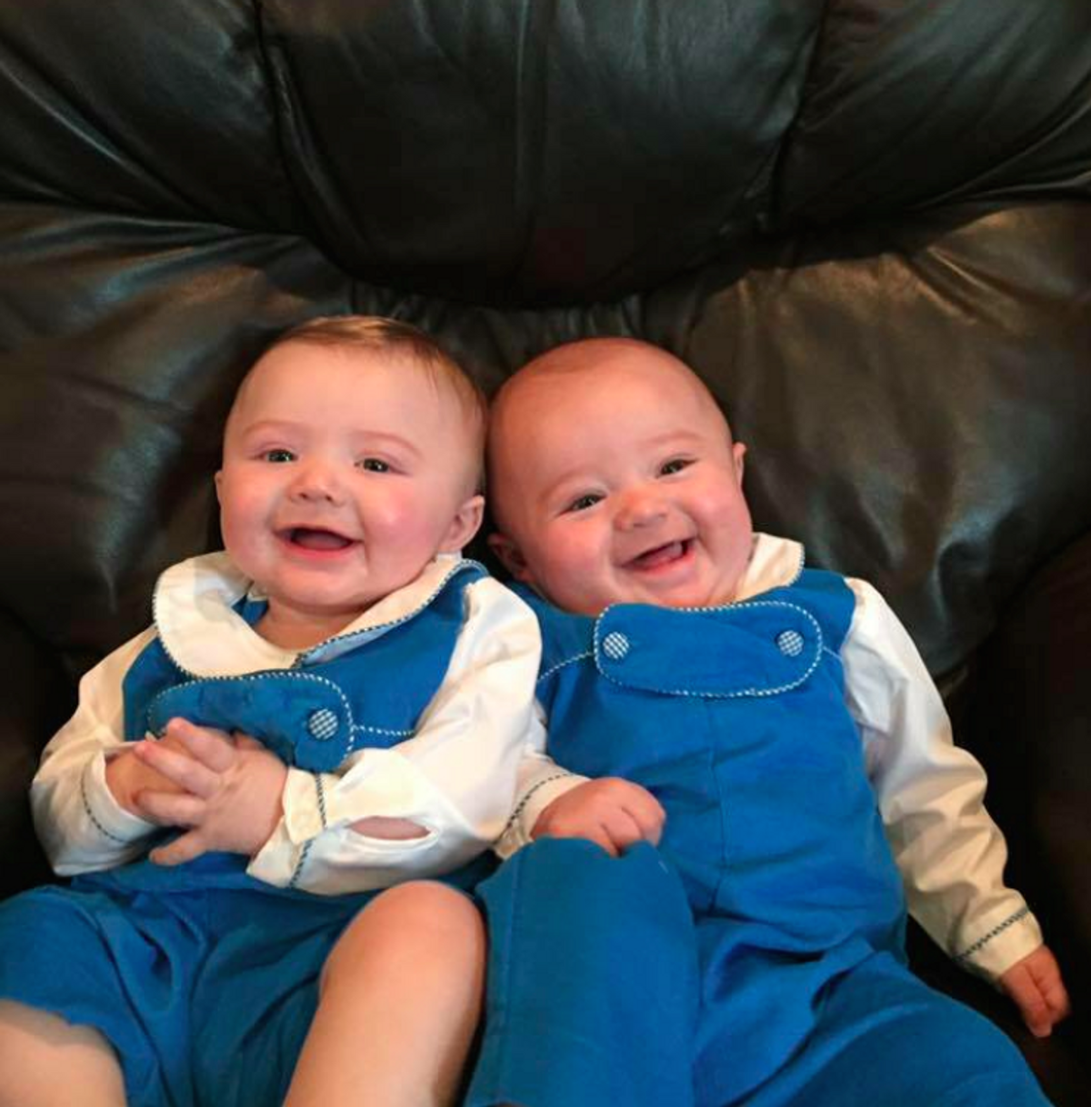 5 Truthful Things People With Twins Know Are True