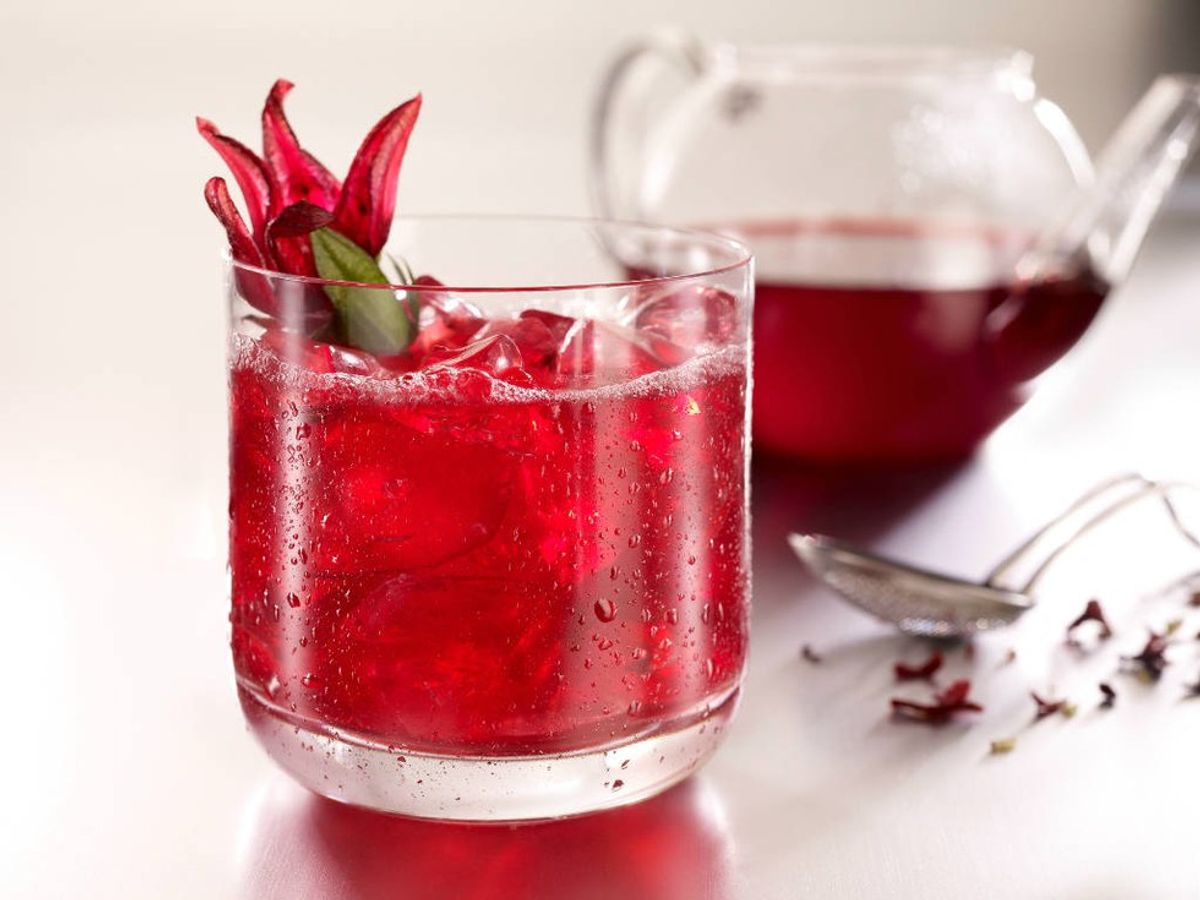 Top 3  Benefits To Drinking Hibiscus Tea