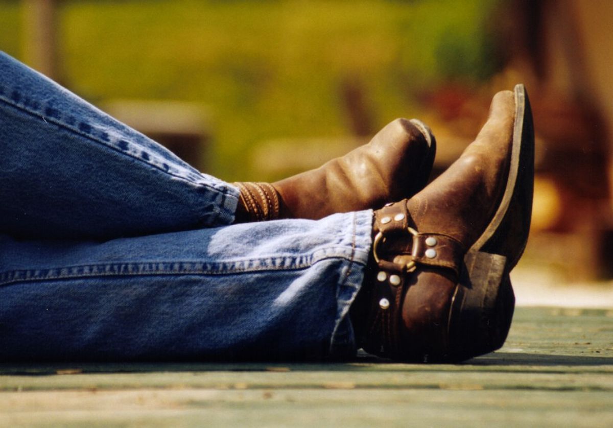 10 Reasons You Should Date A Country Boy