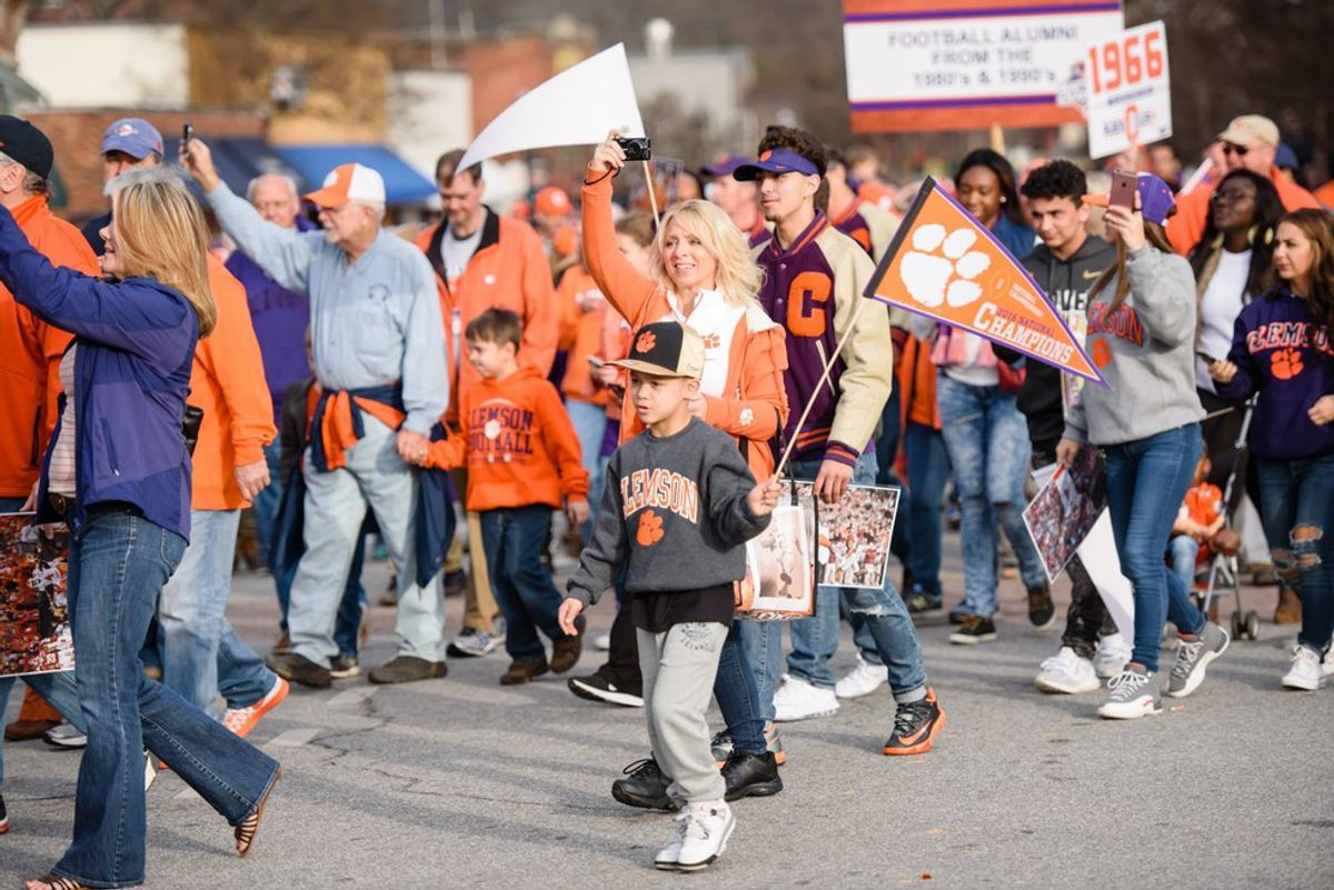 7 Signs You Grew Up in a Clemson Household