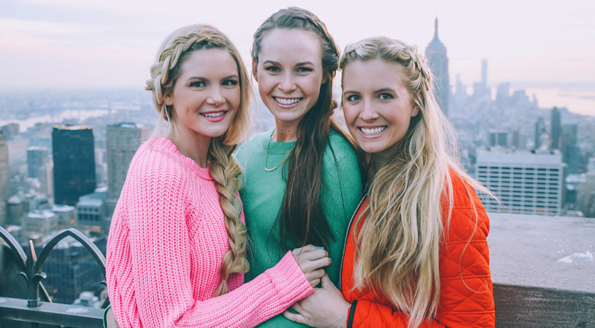 15 Signs You're The Middle Child