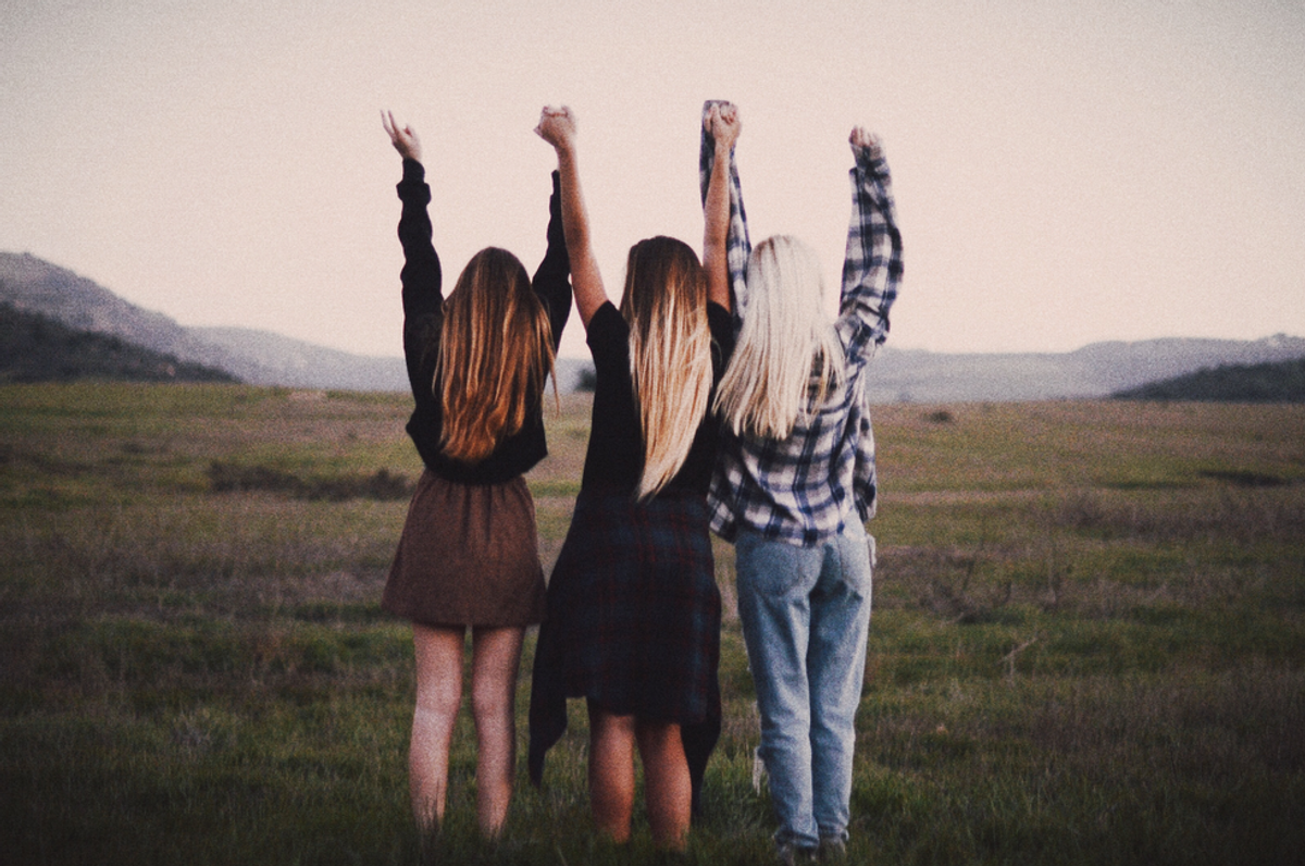 QUIZ: What Type Of Friend Are You?