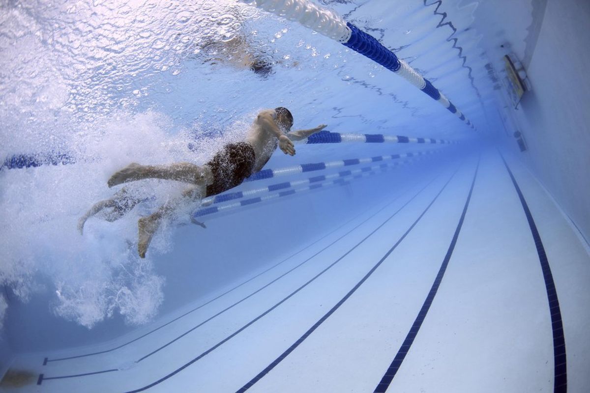 22 Signs You Grew Up A Competitive Swimmer