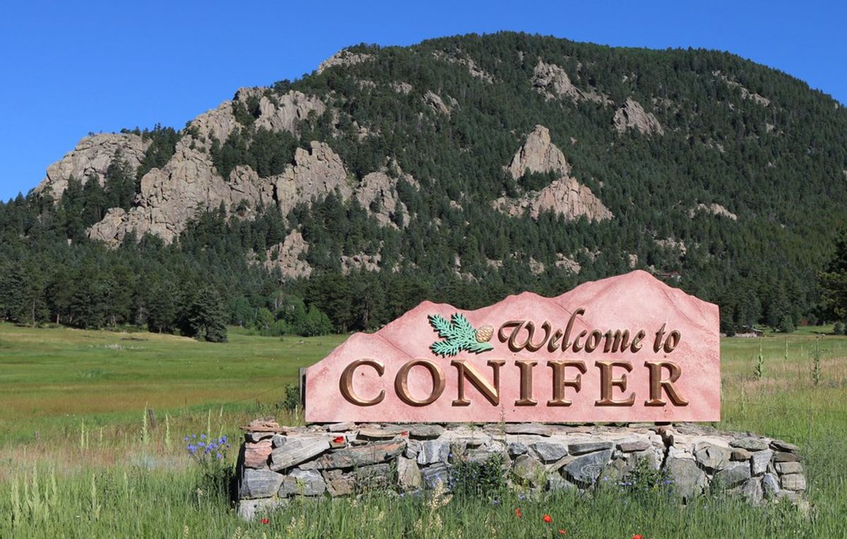 My Two Homes: Conifer, CO and Hastings, NE