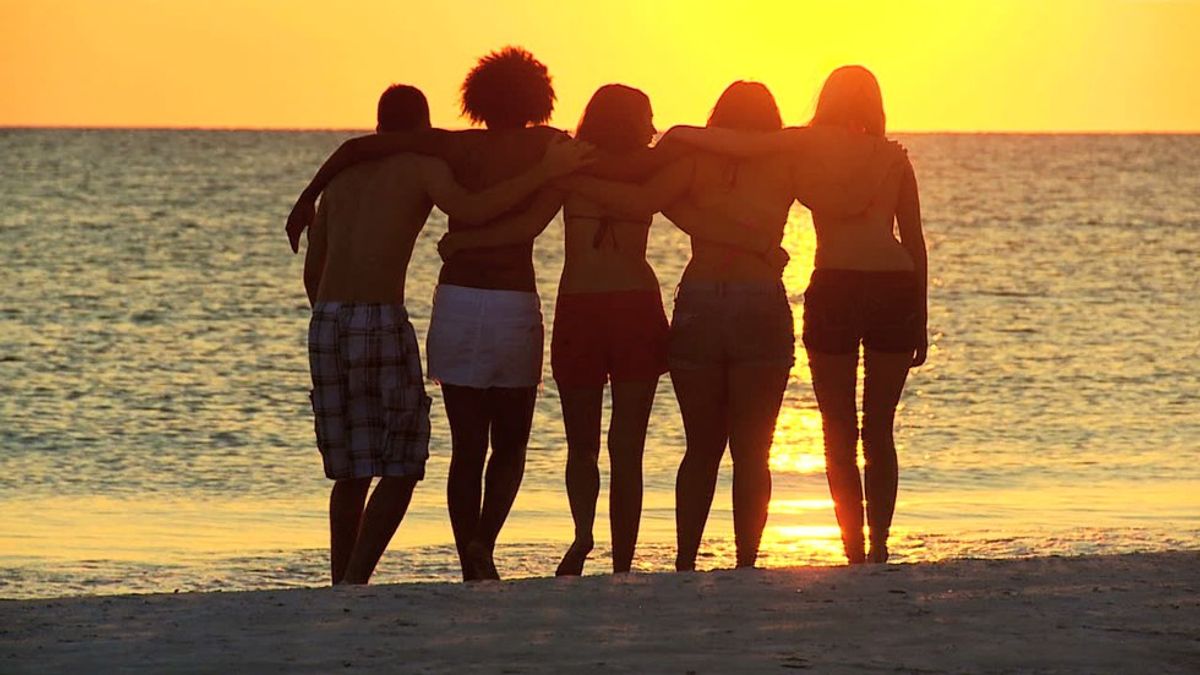 15 Reasons College Friends Are Forever Friends
