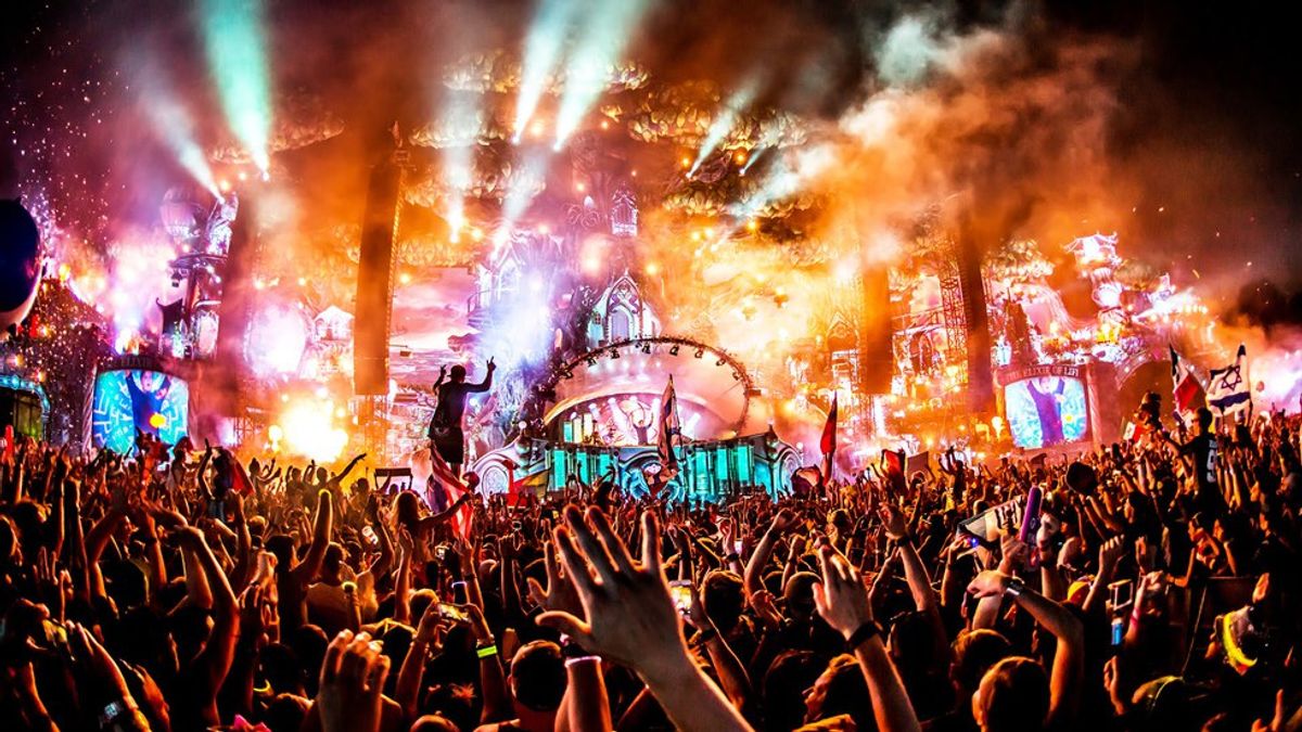 Tomorrowland Unveils First Phase Lineup for 2017