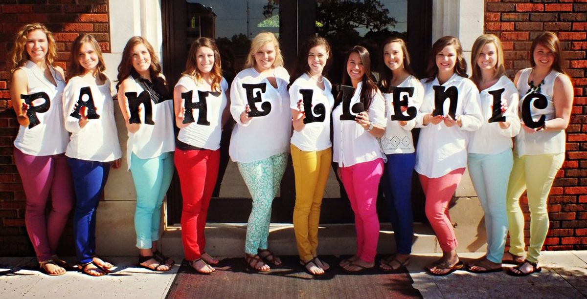 The 20 Pros and Cons Of Greek Life Every Woman Considering Rushing Needs To Know