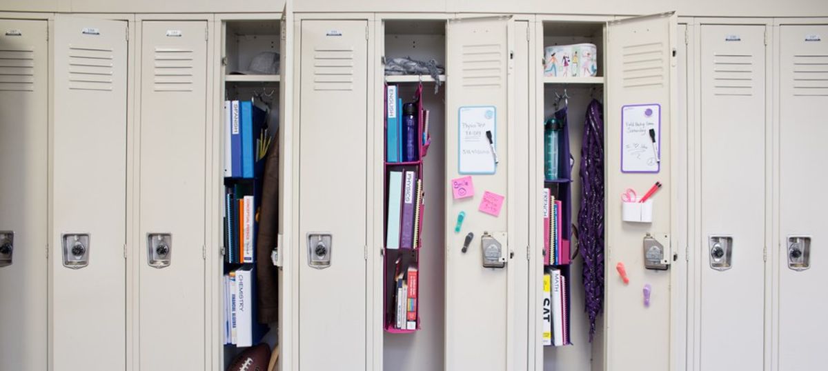 9 Things We All Did In Middle School