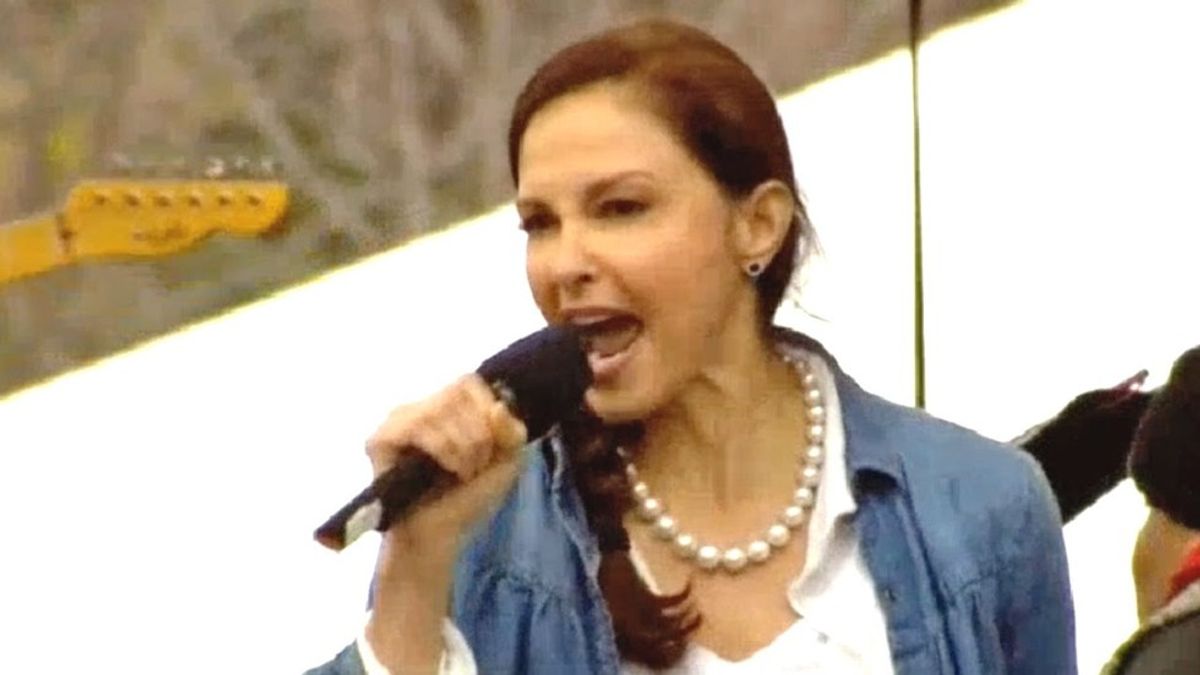 Ashley Judd, Your White Privilege Is Showing