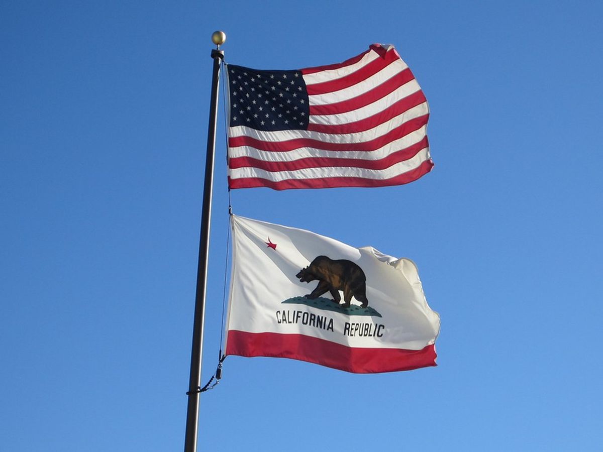 A Midwesterner's Call To Californians, Do Not Secede!
